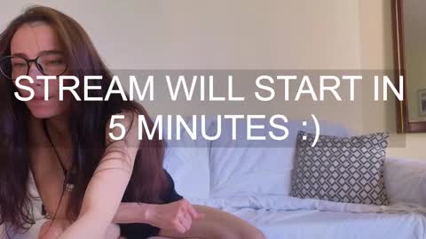 Snapshot of trying2fit chatting on 03/02/25, 11:50 trying2fit online show from 03/02/25, 11:50