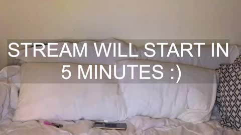 Snapshot of trying2fit chatting on 03/04/25, 09:32 trying2fit online show from 03/04/25, 09:32