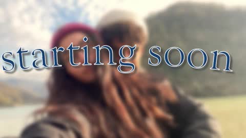 Snapshot of trying2fit chatting on 12/17/25, 09:15 trying2fit online show from 12/17/25, 09:15