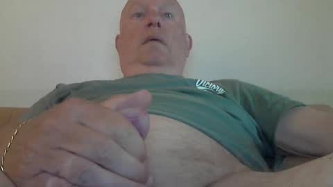 Snapshot of tryme1time chatting on 06/04/26, 05:24 tryme1time online show from 06/04/26, 05:24