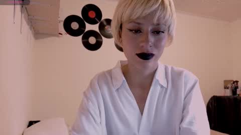 Cait online show from 11/06/25, 04:46