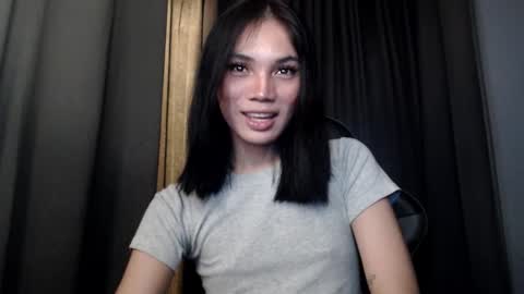 Snapshot of ts_athisa chatting on 10/15/25, 01:44 ts_athisa online show from 10/15/25, 01:44