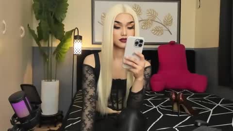 Saskia online show from 02/07/25, 05:41