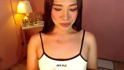 The Girl Named Romantika  online show from 03/09/25, 10:19