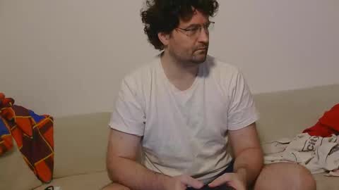 tsartan111 online show from 11/25/25, 03:34