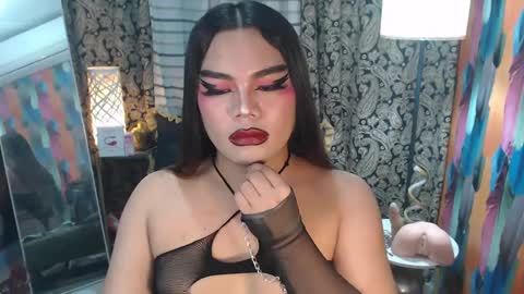 Snapshot of tsbrianabankhugecock chatting on 01/24/25, 10:43 brianna online show from 01/24/25, 10:43