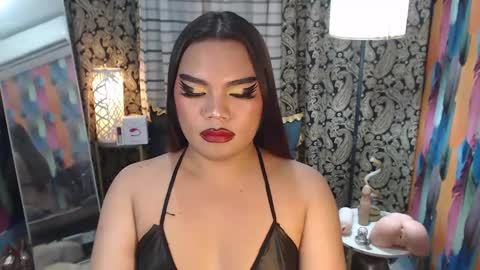 Snapshot of tsbrianabankhugecock chatting on 02/25/25, 05:19 brianna online show from 02/25/25, 05:19