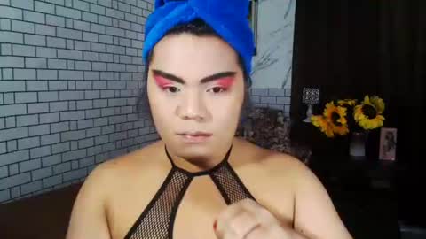 Snapshot of tsbrianabankhugecock chatting on 09/29/25, 05:18 brianna online show from 09/29/25, 05:18