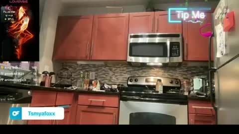 tsfoxx online show from 06/18/26, 04:22