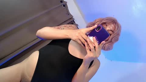 Julian online show from 02/24/25, 10:14