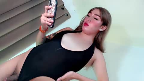 Julian online show from 03/05/25, 06:34