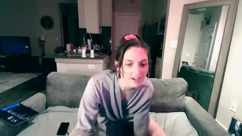 tslovelace online show from 01/12/26, 04:07