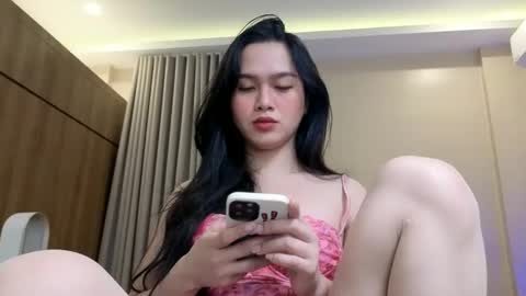 Snapshot of tsnathaliasilvana chatting on 02/16/26, 02:35 Bella Ratbu online show from 02/16/26, 02:35