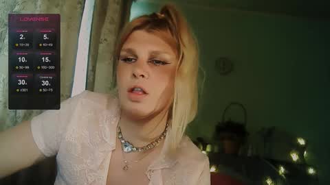 Annika online show from 03/13/26, 10:22