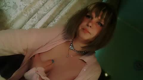 Annika online show from 06/18/26, 10:52