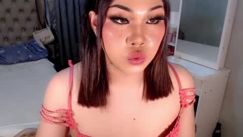 Snapshot of tsscarlett_xx chatting on 06/01/26, 01:35 jayvie online show from 06/01/26, 01:35