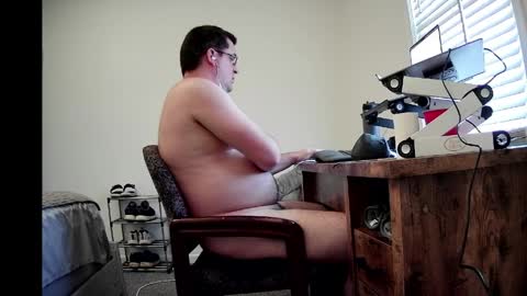 Snapshot of tstwbtsb chatting on 04/06/26, 05:14 tstwbtsb online show from 04/06/26, 05:14