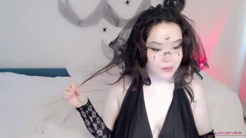 Snapshot of tsunade_chan chatting on 10/30/25, 05:31 Kaya online show from 10/30/25, 05:31