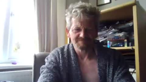 ttb2769 online show from 10/30/25, 07:54