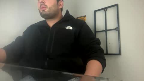 Snapshot of tuamante000 chatting on 02/07/26, 02:26 Stimulation make me Cum in Public or in Pvt online show from 02/07/26, 02:26