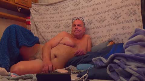 tumbafox1 online show from 05/04/26, 01:56