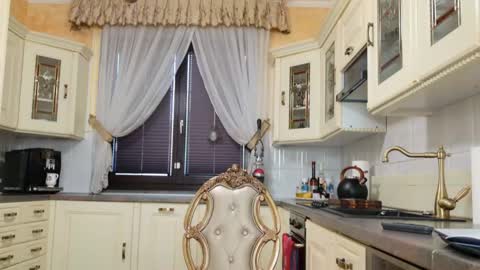 Tunde online show from 03/01/25, 07:51