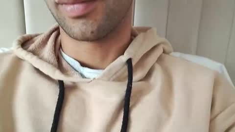 Snapshot of tunisiensexyguy chatting on 12/30/24, 02:30 TunisienSexyGuy online show from 12/30/24, 02:30