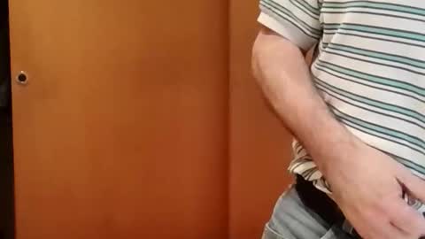 Snapshot of tunoema chatting on 11/08/25, 04:23 tunoema online show from 11/08/25, 04:23