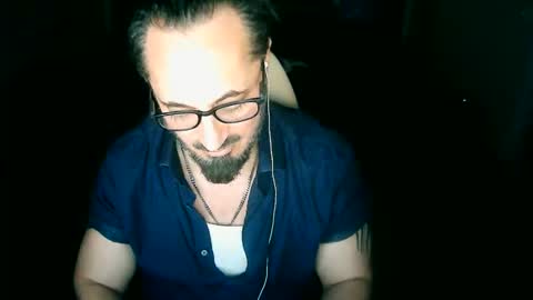 Snapshot of tuscan_taurus chatting on 04/25/26, 08:28 tuscan_taurus online show from 04/25/26, 08:28