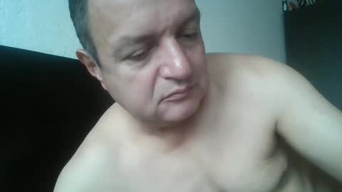 Snapshot of tuserasmia chatting on 01/12/26, 04:23 Mario Ramirez online show from 01/12/26, 04:23