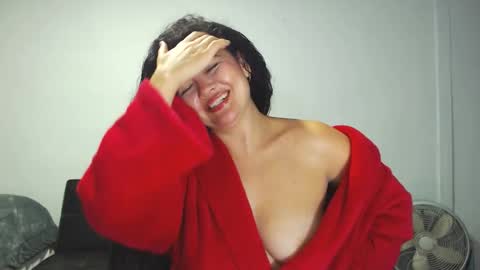 Snapshot of tuti_sex chatting on 10/22/25, 04:35 tuti online show from 10/22/25, 04:35