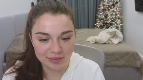 Snapshot of tutti_frutti_ chatting on 12/19/24, 11:14 Ariana online show from 12/19/24, 11:14