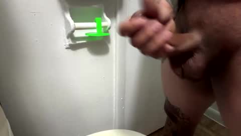 Snapshot of tuvo611077 chatting on 12/27/24, 04:36 tuvo611077 online show from 12/27/24, 04:36