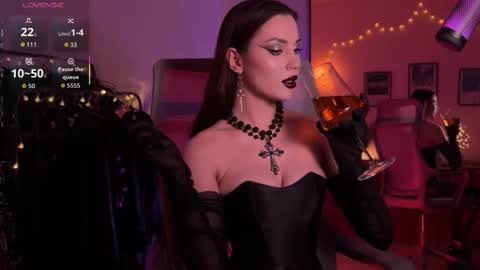 Snapshot of tv_miss chatting on 09/11/25, 01:28 Miss Veth online show from 09/11/25, 01:28