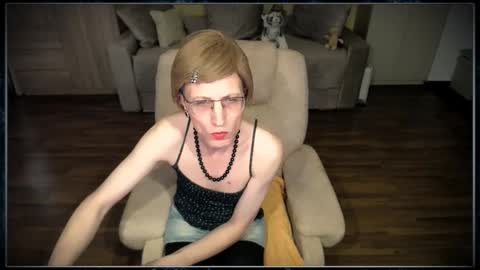 Clementine online show from 11/30/25, 09:24