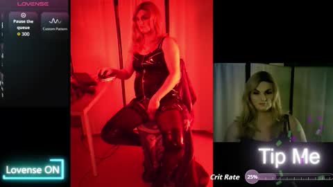 Snapshot of tvgirlth chatting on 11/24/25, 10:42 Tia online show from 11/24/25, 10:42