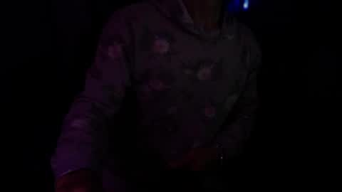 Snapshot of twackedntatted chatting on 03/02/25, 12:43 TwackedNTatted online show from 03/02/25, 12:43