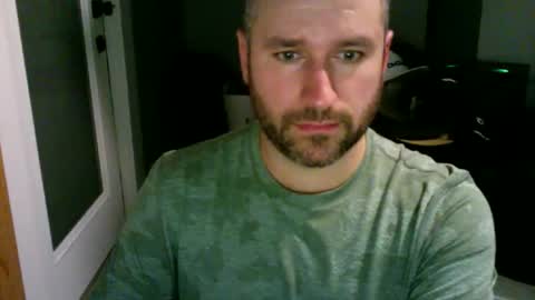 Snapshot of twattickler96 chatting on 10/28/25, 02:26 twattickler96 online show from 10/28/25, 02:26