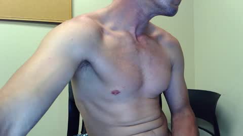 Snapshot of twayne29x chatting on 04/02/26, 03:26 twayne29x online show from 04/02/26, 03:26