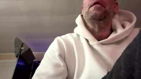 Snapshot of twerkandjerkk chatting on 02/10/26, 07:01 twerkandjerkk online show from 02/10/26, 07:01