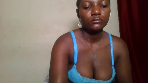 twerker_lyly online show from 11/03/25, 01:23