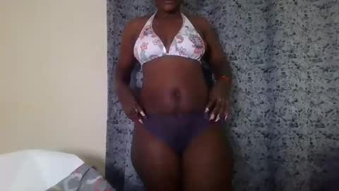 twerker_lyly online show from 11/10/25, 12:59