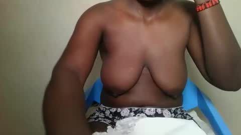 twerker_lyly online show from 12/20/25, 02:18