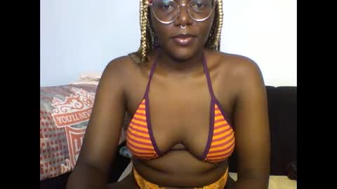 Snapshot of twerking_cheek_1 chatting on 02/09/25, 07:19 Alma online show from 02/09/25, 07:19