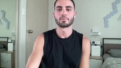 Snapshot of twikboy chatting on 02/15/25, 07:49 Twinkboy online show from 02/15/25, 07:49