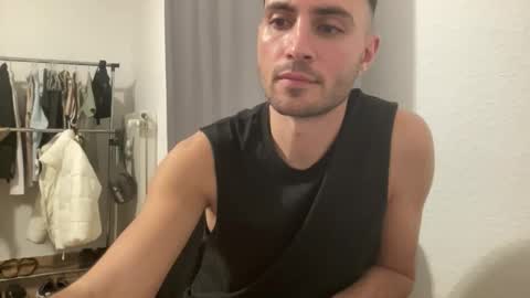 Snapshot of twikboy chatting on 11/01/25, 09:06 Twinkboy online show from 11/01/25, 09:06