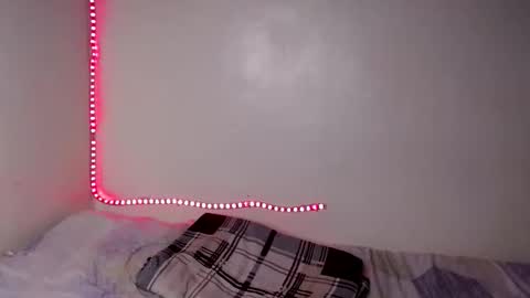 Twillight online show from 11/14/25, 08:46