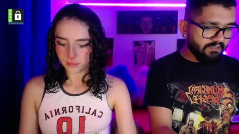 Snapshot of twinflamesxx chatting on 03/10/25, 02:28 TwinFlamesXX online show from 03/10/25, 02:28