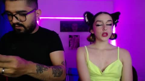 Snapshot of twinflamesxx chatting on 11/14/25, 11:57 TwinFlamesXX online show from 11/14/25, 11:57