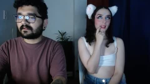 Snapshot of twinflamesxx chatting on 03/11/26, 03:23 TwinFlamesXX online show from 03/11/26, 03:23